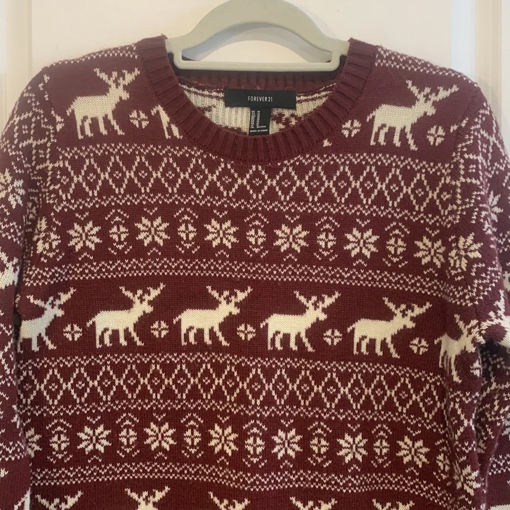 Forever 21 Sweater - Picture 2 of 7